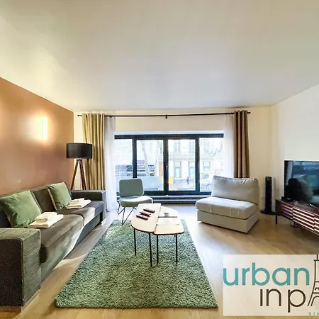Apartment Urban Flat 194 - Spacious 3 Bedroom Montmartre