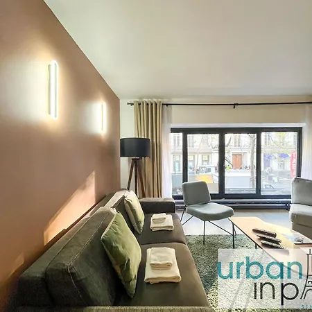 Urban Flat 194 - Spacious 3 Bedroom Montmartre Apartmán *