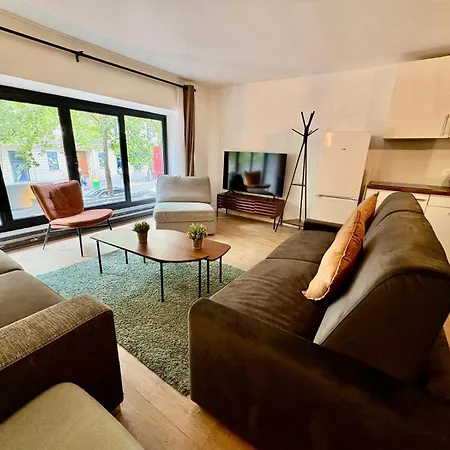 Apartmán Urban Flat 194 - Spacious 3 Bedroom Montmartre *